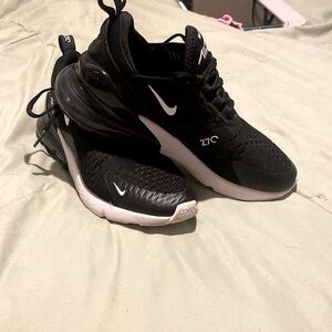 Nike air max 270 HALF PRICE
